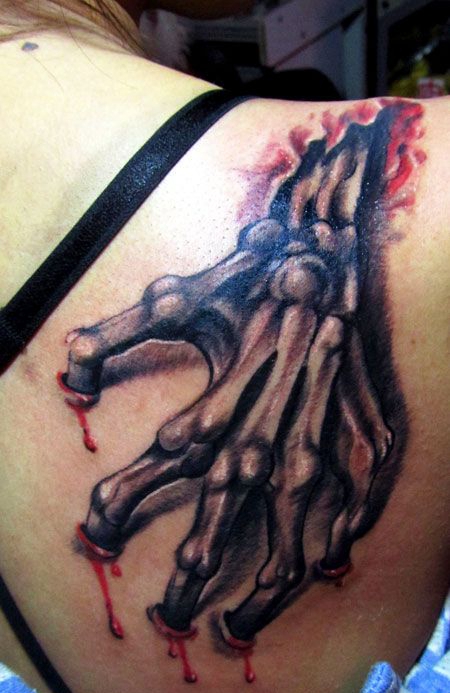背部鬼手纹身图案