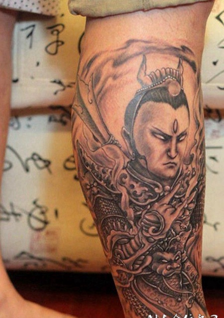 男生小腿上二郎神纹身图案大全
