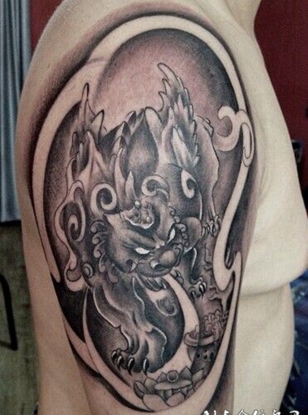 男士大臂霸气貔貅纹身作品分享