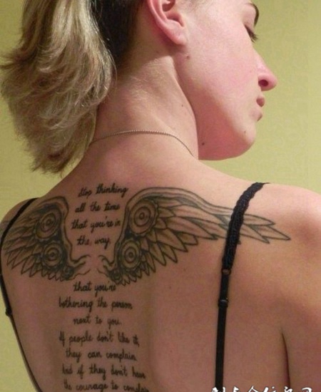 性感女郎后背翅膀纹身图案大全