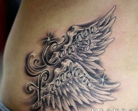 简单漂亮的天使翅膀纹身图案