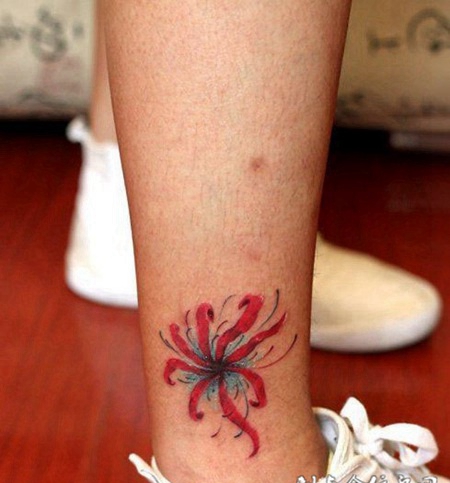 女生小脚踝彩色彼岸花纹身图片