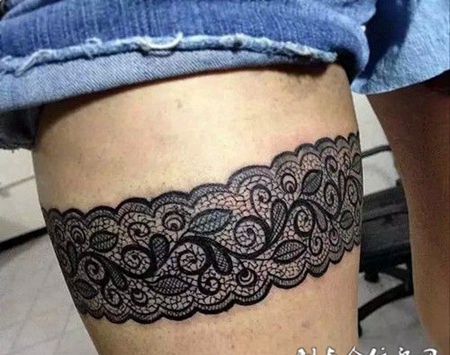 腿部性感蕾丝纹身图片大全