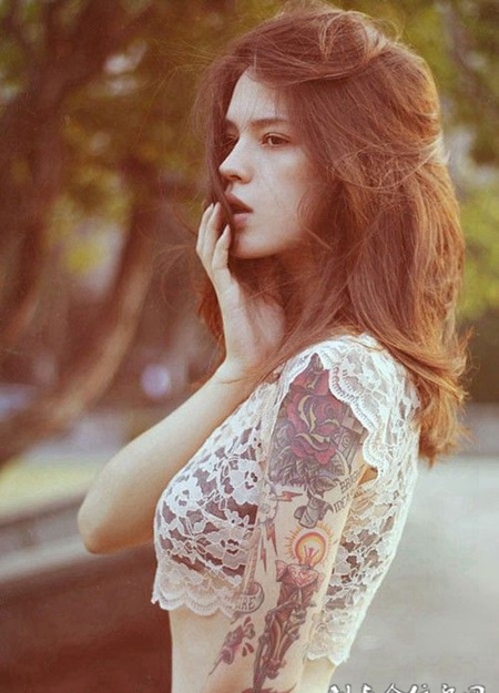 美女纹身性感艺术图片