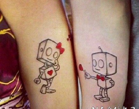 情侣手上个性时尚纹身图案