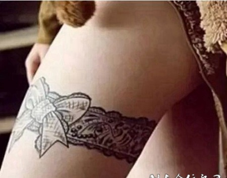 蕾丝蝴蝶结纹身图案