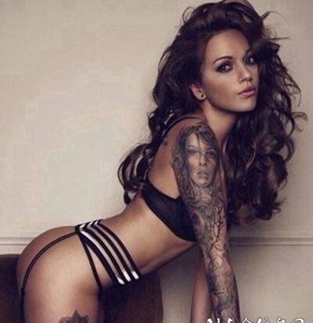 妖媚美女性感纹身图集