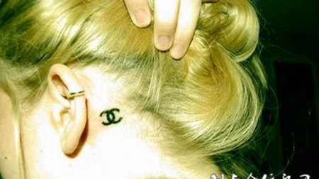 个性简约风背部纹身图集