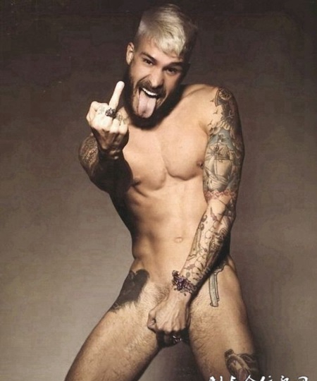 欧美型男手臂个性纹身图片