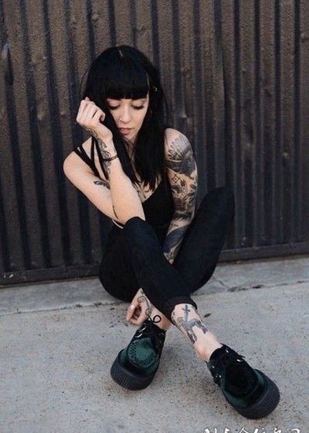 性感黑色内衣美女纹身图集