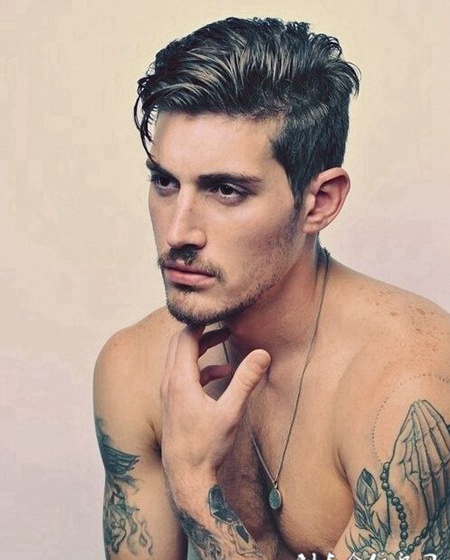 肌肉型男手臂纹身图片