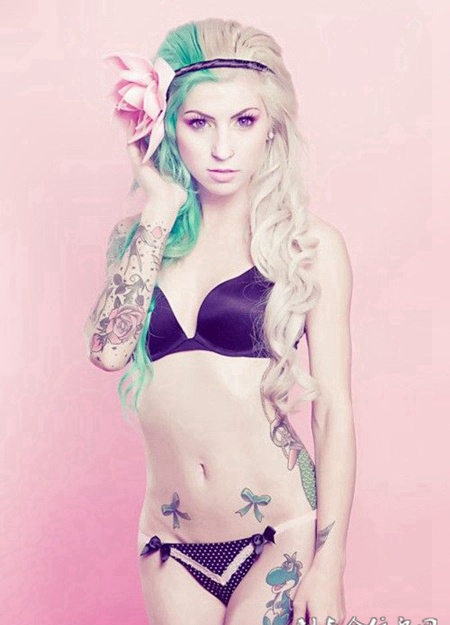 Lomo模特时尚纹身图集