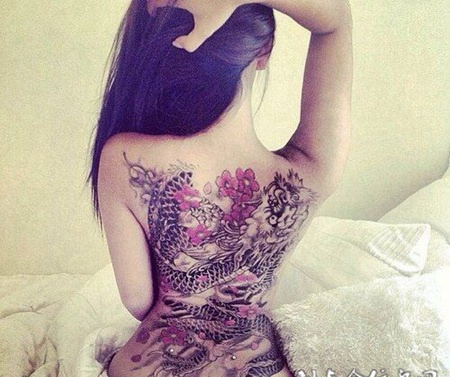 欧美性感女郎个性纹身图片