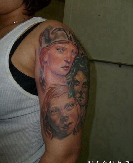 美国名师手臂纹身图片