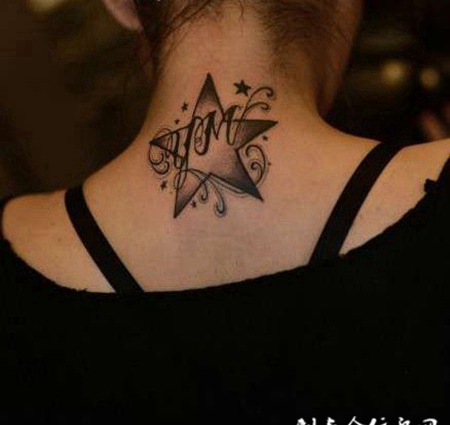 个性的后颈纹身图案大全