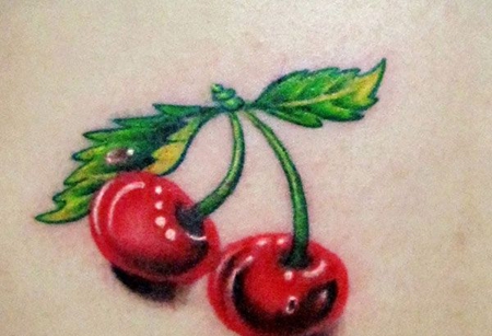 樱桃绿叶纹身图案