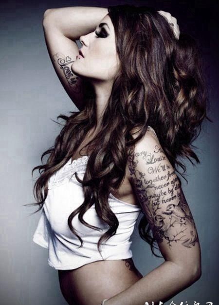 性感女郎纹身图片素材