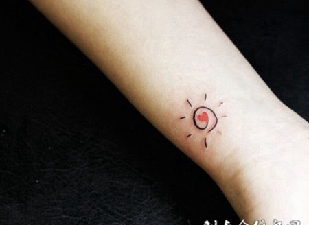 手臂小太阳纹身图案合辑
