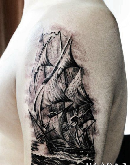 个性的纹身帆船图片