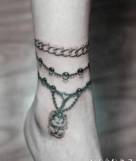 女生个性脚链纹身图片