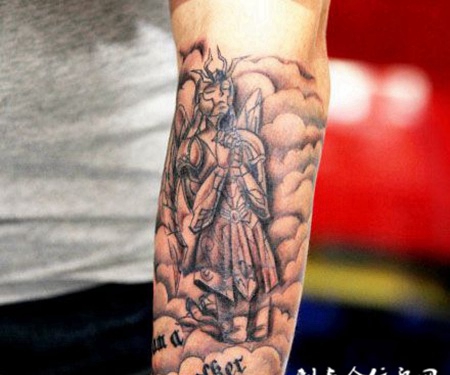 圣斗士图案纹身图案素材