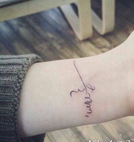 小纹身女孩图案精选素材