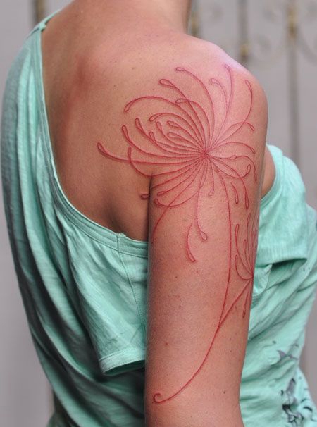 红色彼岸花图腾纹身图案