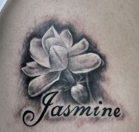 荷花英文纹身图案