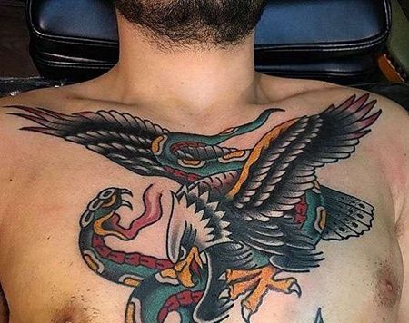 Old School前胸老鹰蛇纹身图案