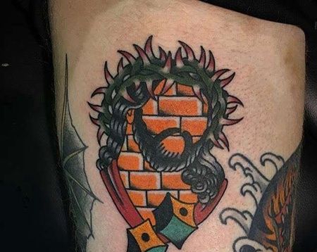 Old School小臂荆棘纹身图案