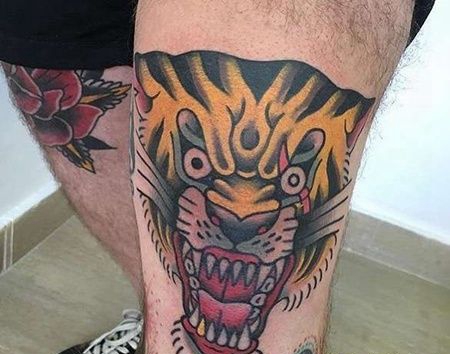 Old School膝盖老虎纹身图案