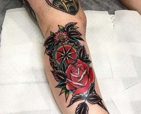 Old School小腿指南针玫瑰纹身图案