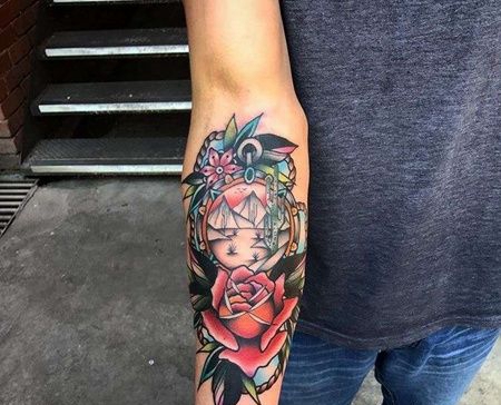 Old School小臂玫瑰山纹身图案