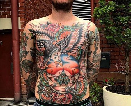 Old School前胸腹部老鹰蛇纹身图案