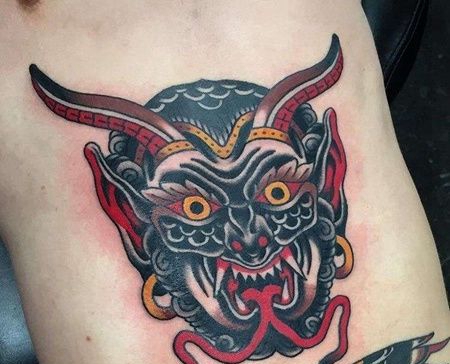 Old School腹部恶魔纹身图案