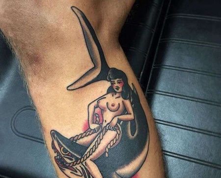 Old School小腿女人鲨鱼纹身图案