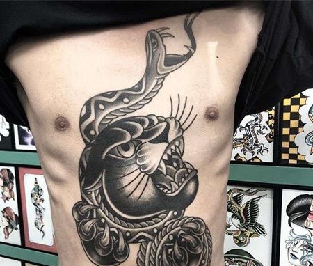 Old School腹部黑豹蛇纹身图案