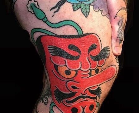 日式大腿面具纹身图案