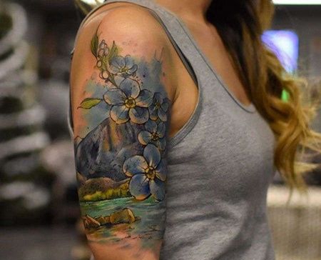 水彩大臂山花卉纹身图案