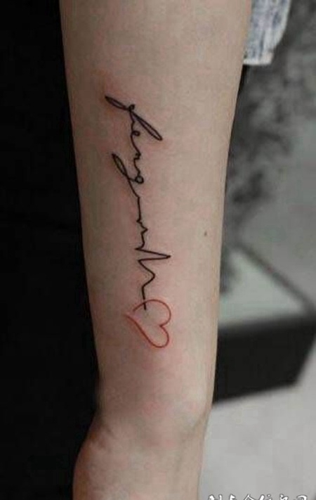 女生心电图爱纹身图片