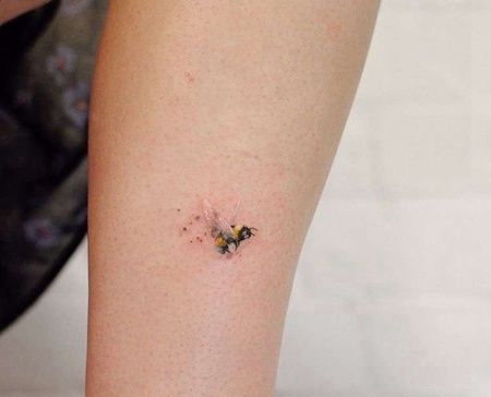 小清新小臂蜜蜂纹身图案