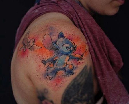 水彩大臂史迪仔纹身图案