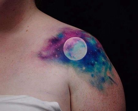 水彩大臂星空纹身图案