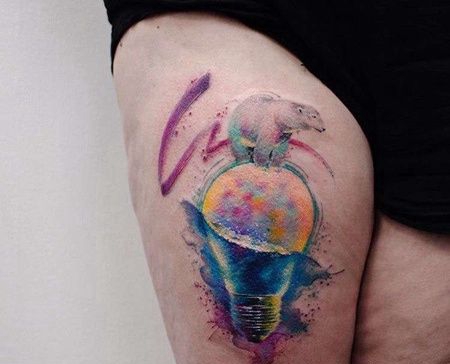 水彩大腿熊灯泡纹身图案