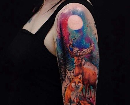 水彩大臂鹿狐狸纹身图案