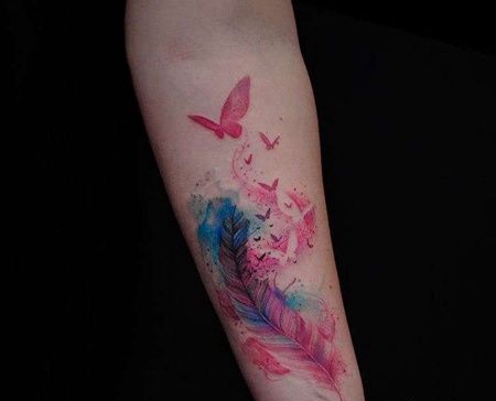 水彩小臂羽毛蝴蝶纹身图案