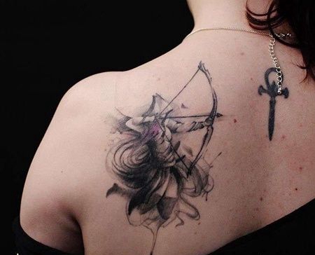 泼墨后背弓箭手纹身图案