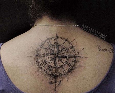 水彩后背钟表纹身图案