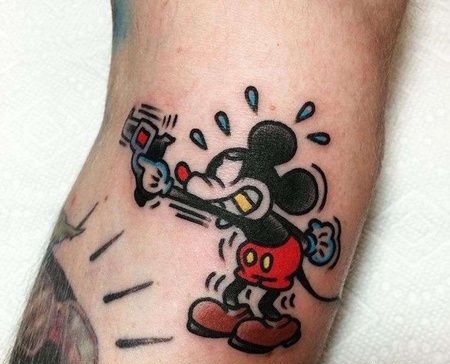 Old School小臂米老鼠纹身图案