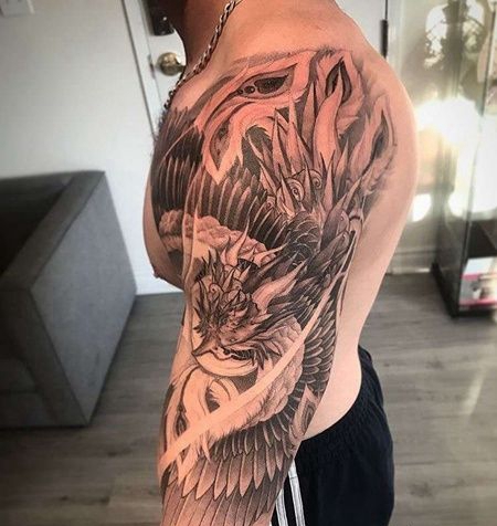新传统大臂凤凰纹身图案